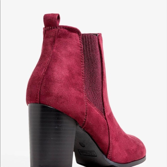 Casual Ankle Booties - Picture 3 of 4